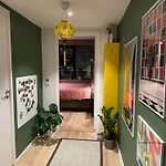 Stylish In A Fun Neighborhood 아파트 릴레스트룀