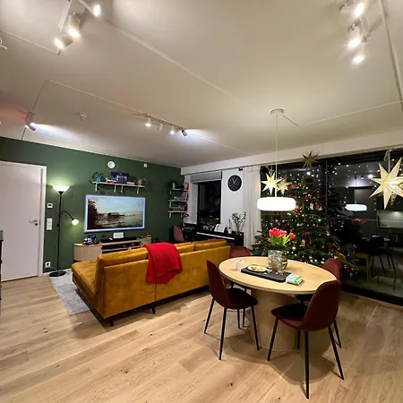 Stylish In A Fun Neighborhood Apartamento